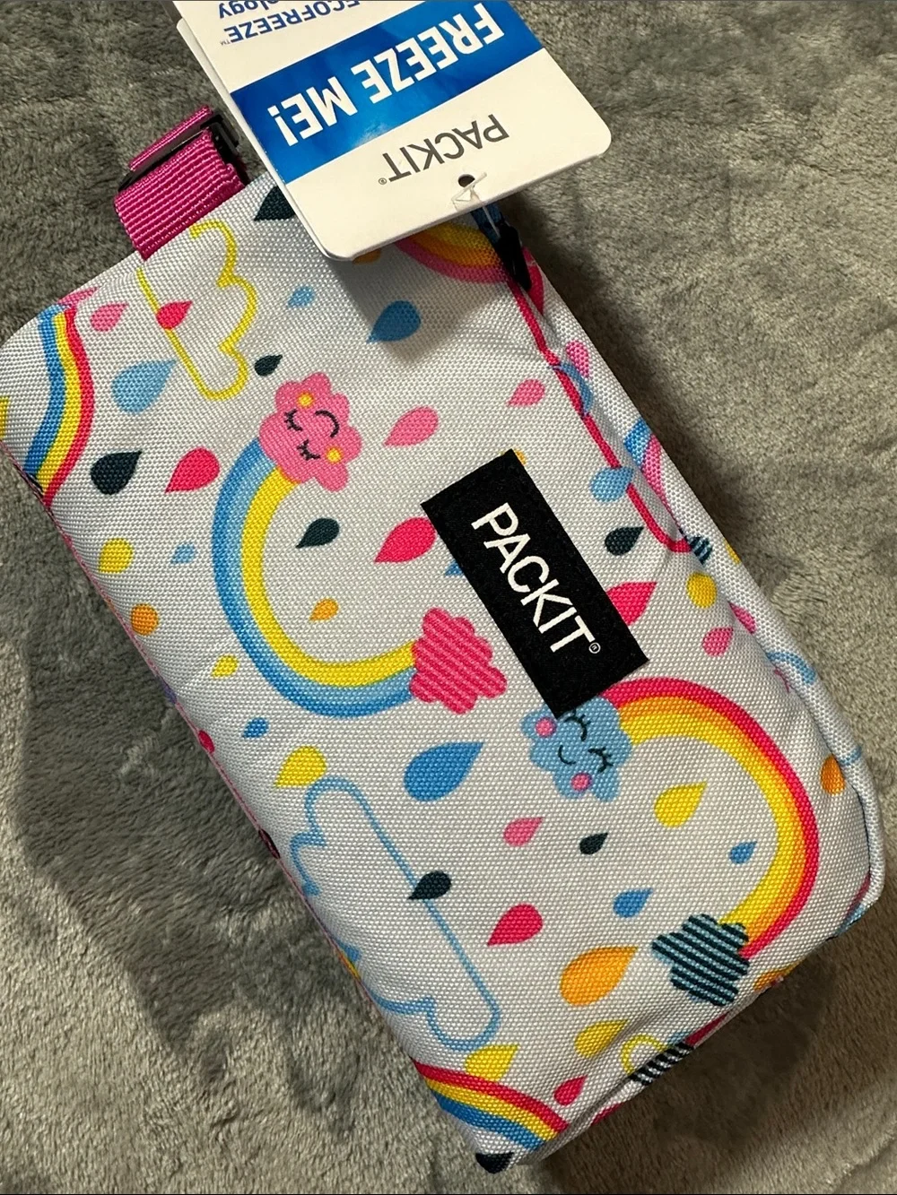 PACKIT Kids Freezable Snack bag - White with Multicolor Rainbows